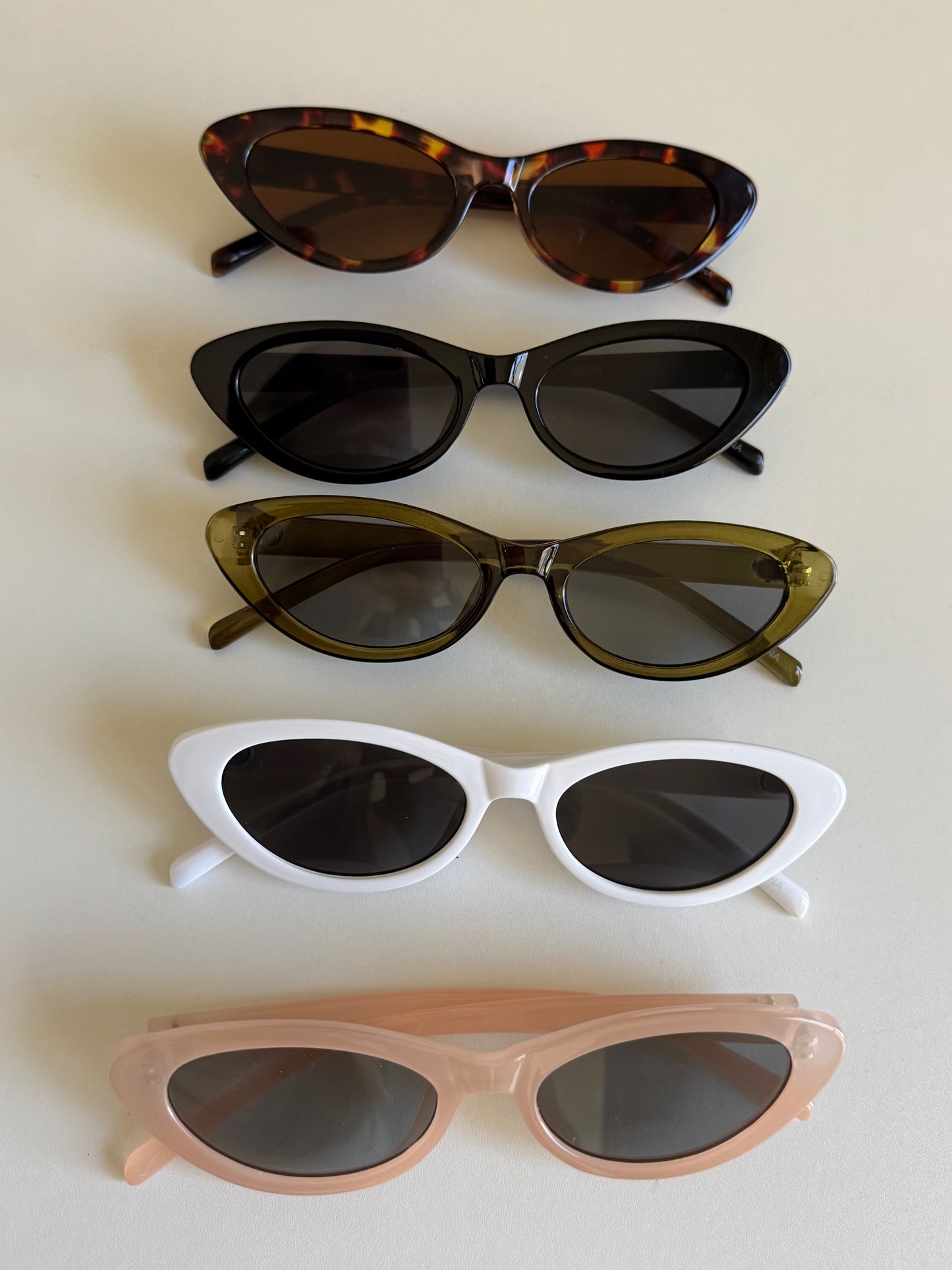 RETRO SUNNIES