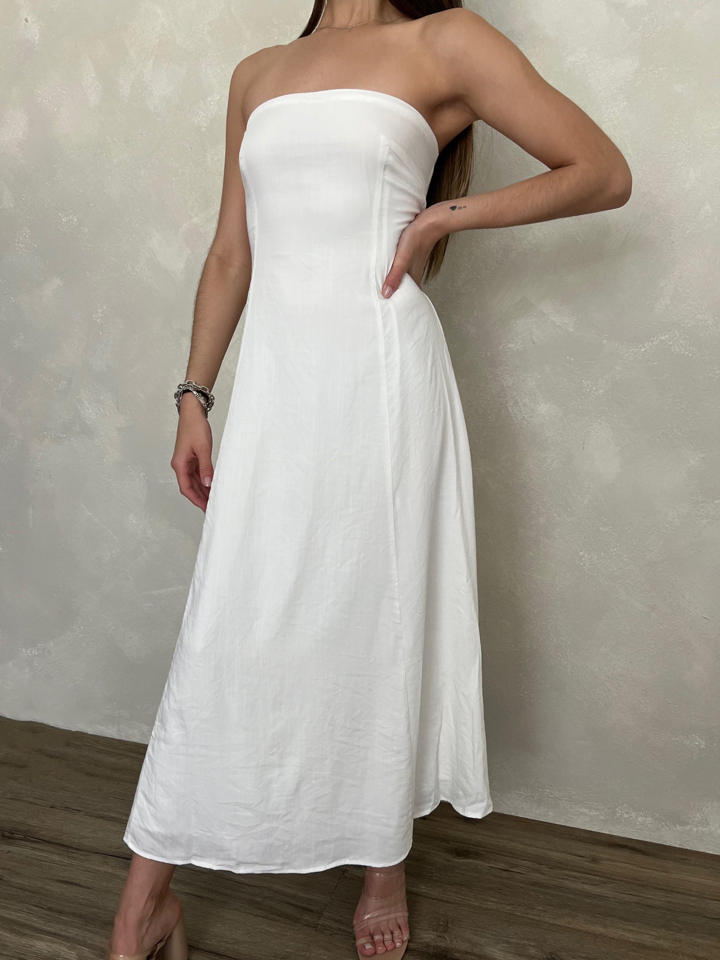 WHITE TUBE MAXI