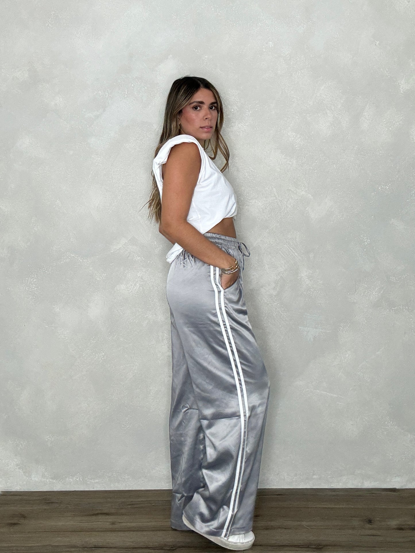 SPORTY SILVER PANT