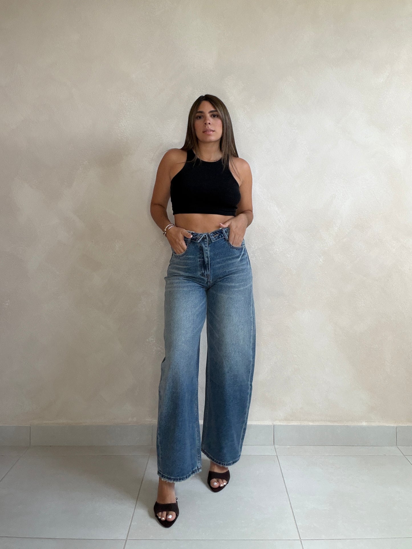 FOLDED JEANS