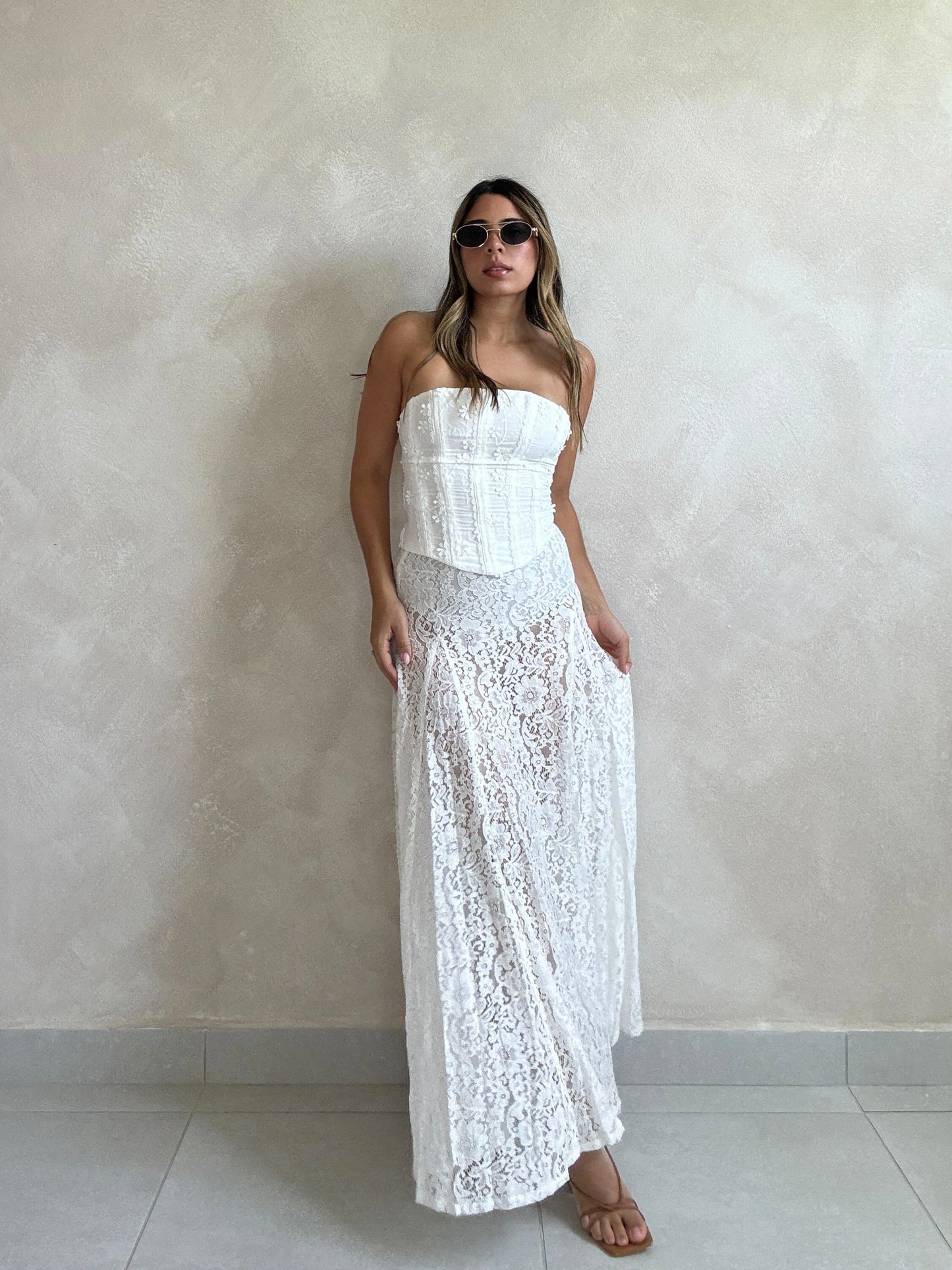LACE SKIRT
