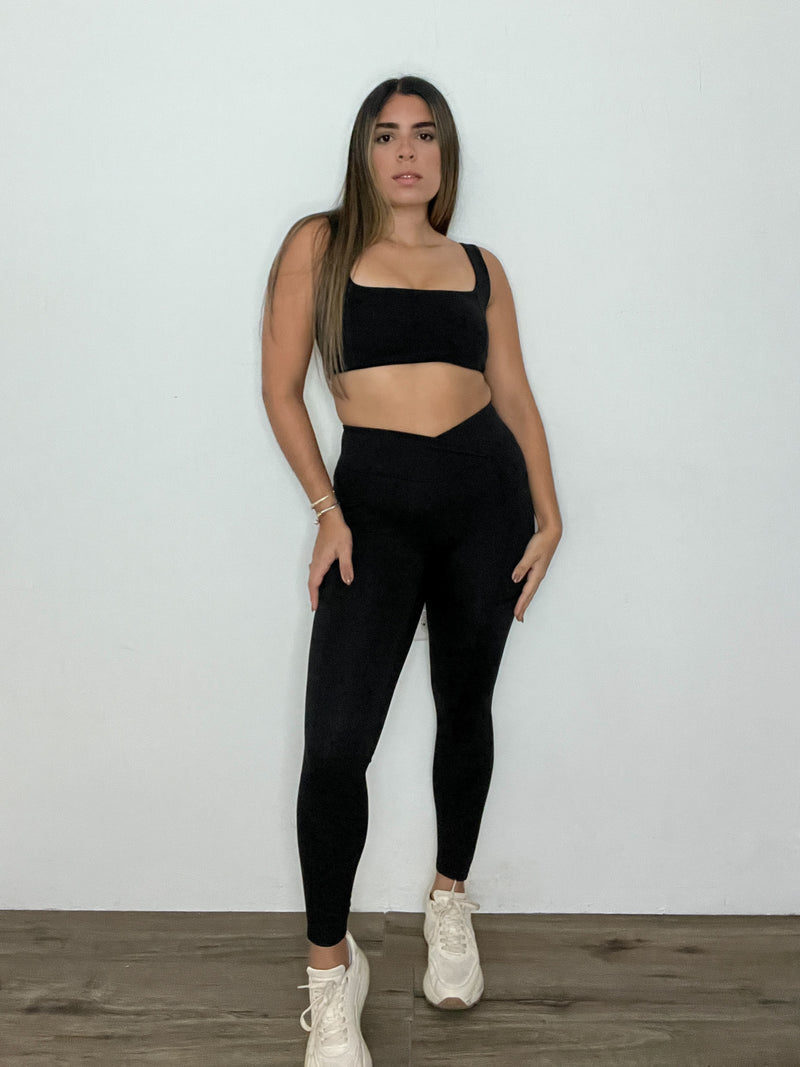 IRIS SPORT BRA