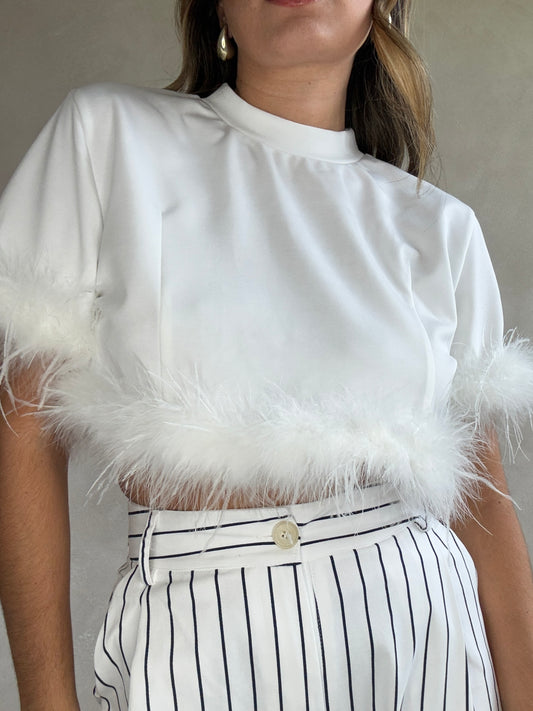 FEATHER CROP