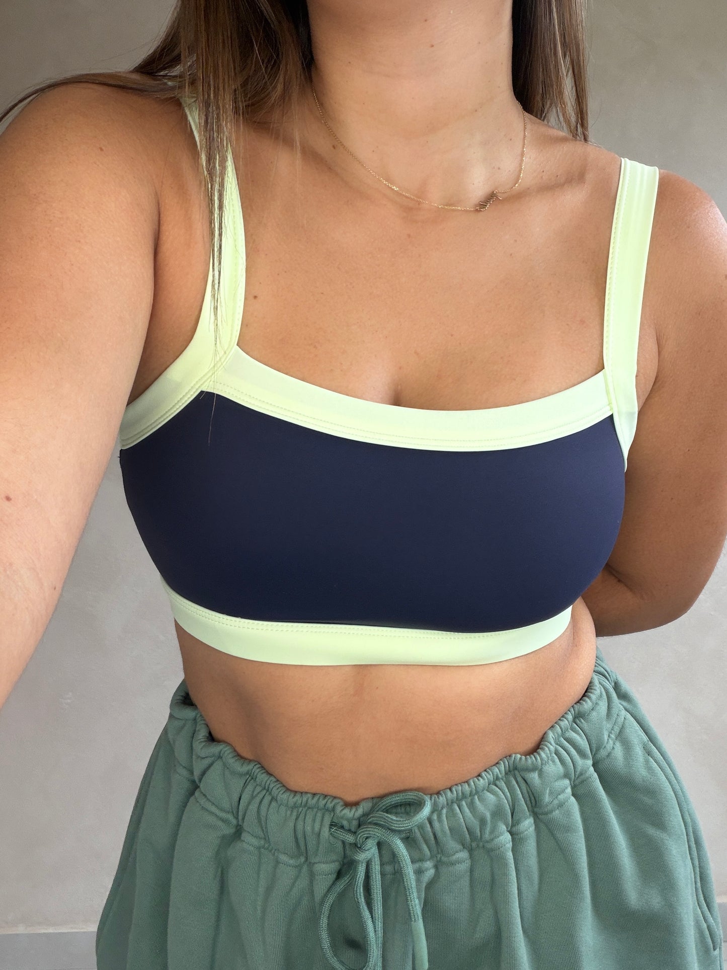CONTRAST SPORTBRA